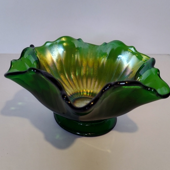 Early 1900's Fenton Carnival Glass Stippled Rays Tri Corner Bowl - Picture 2 of 7